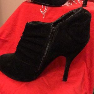 Ankle boots with heel